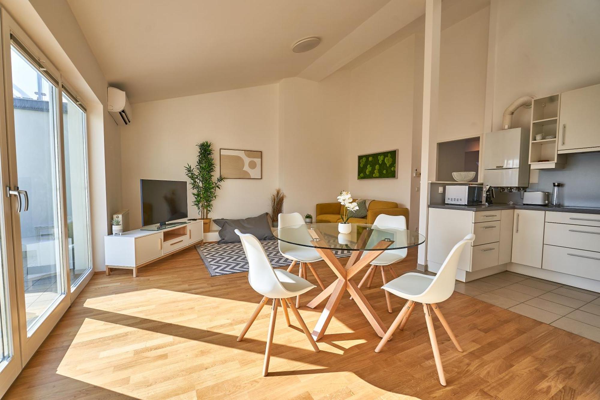 Trendy Apartment Zentral Gelegen Вена Экстерьер фото