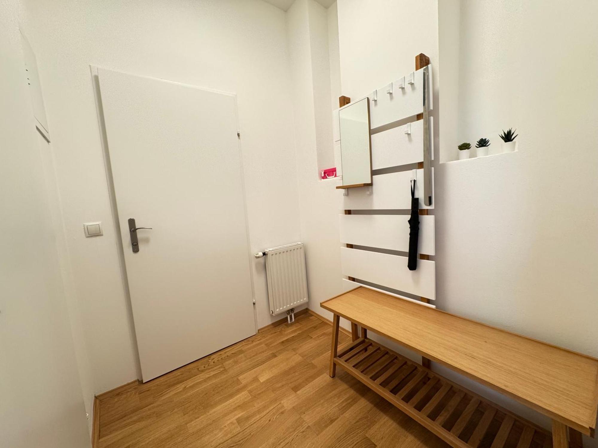 Trendy Apartment Zentral Gelegen Вена Экстерьер фото